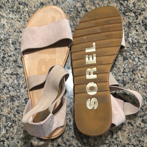 Sorel Tan Sandals Minimalist Comfort - Picture 2 of 2